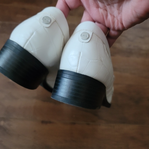 Circus by Sam Edelman Loafers Flats Croc Embossed Studs White Size 9 - Picture 12 of 12